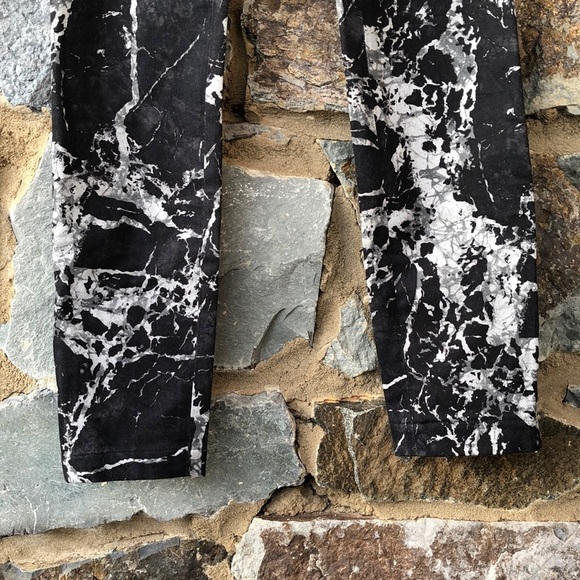 BALENCIAGA Black Marble Print Jean SZ 38 - Picture 5 of 12